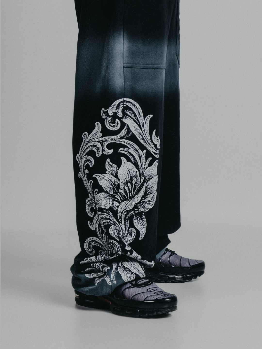 Armour Baggy Sweatpant Negro